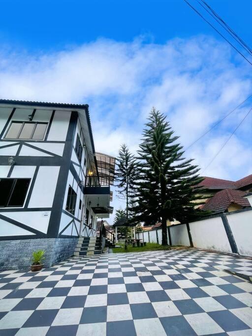 Bukit - Style Tanah Rata